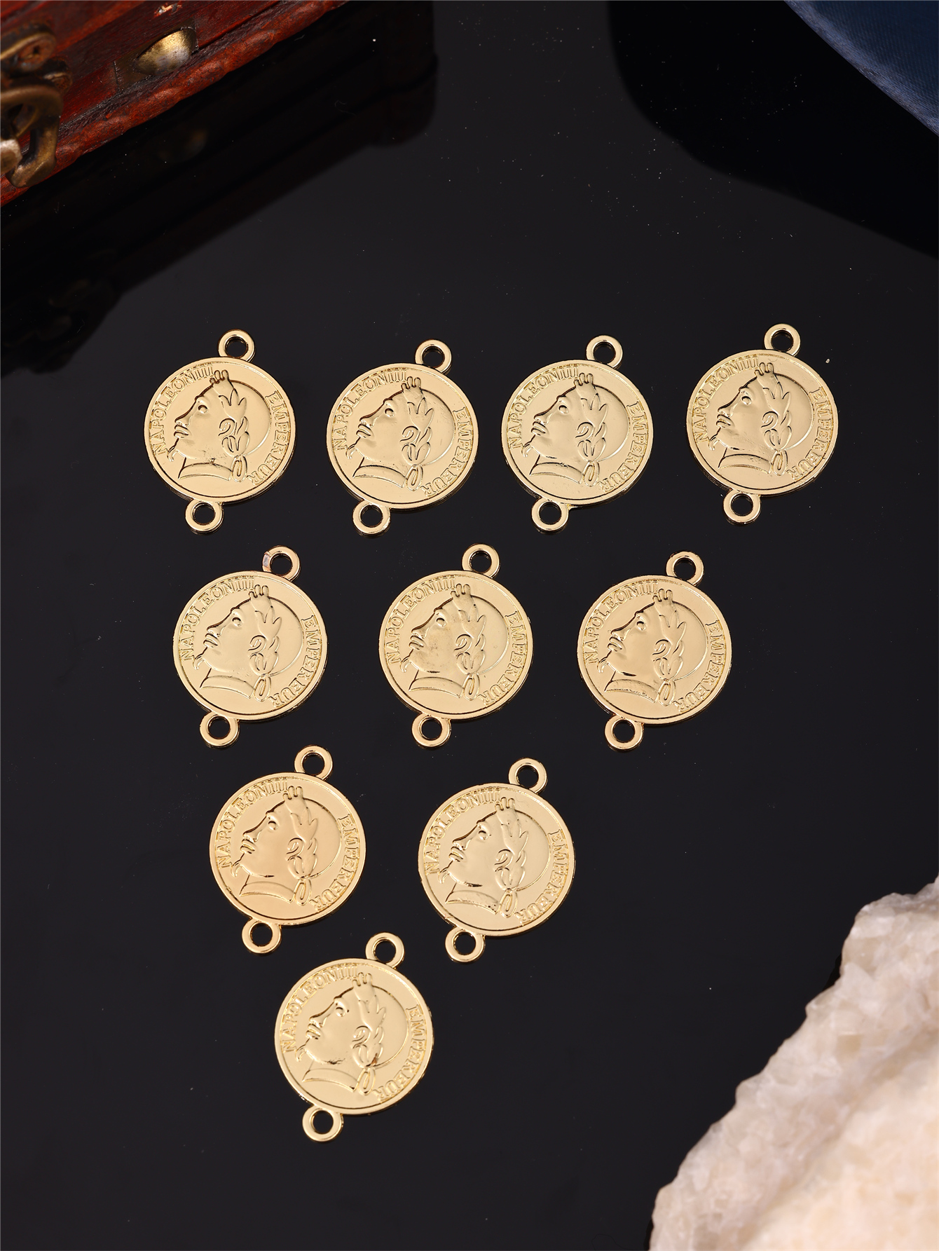 Coin-Shaped DIY Women's Robe A - Vintage Tech Accessories incelemesi ve fiyatı