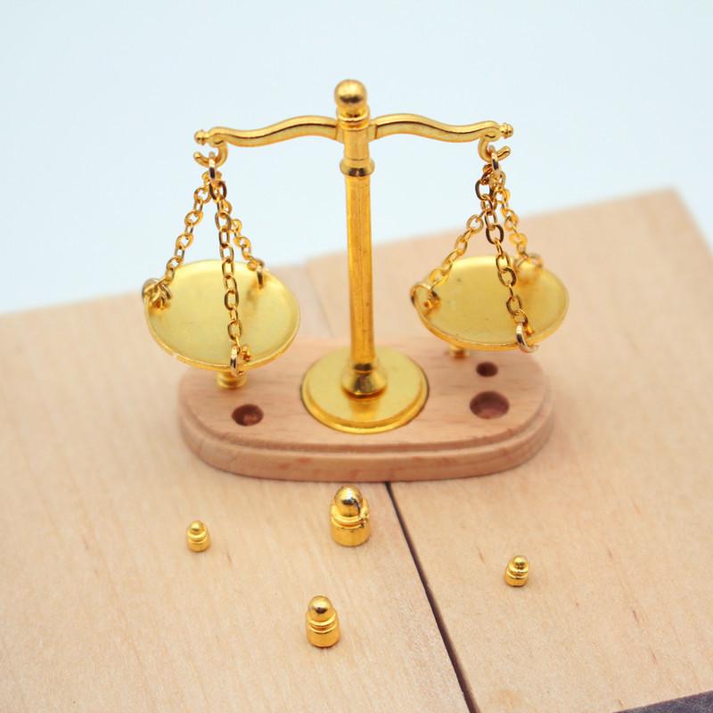 1:12 Dollhouse Vintage Balance - Vintage Tech Accessories incelemesi ve fiyatı